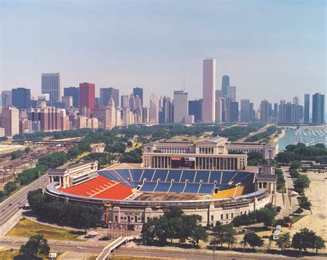 Solider field - Soldier Field, Chicago. The Chicago Bears 2022-2023 season begins Sunday at home -- Soldier Field, along Chicago's lakefront. But physically getting to the Chicago Park District owned venue is a ...